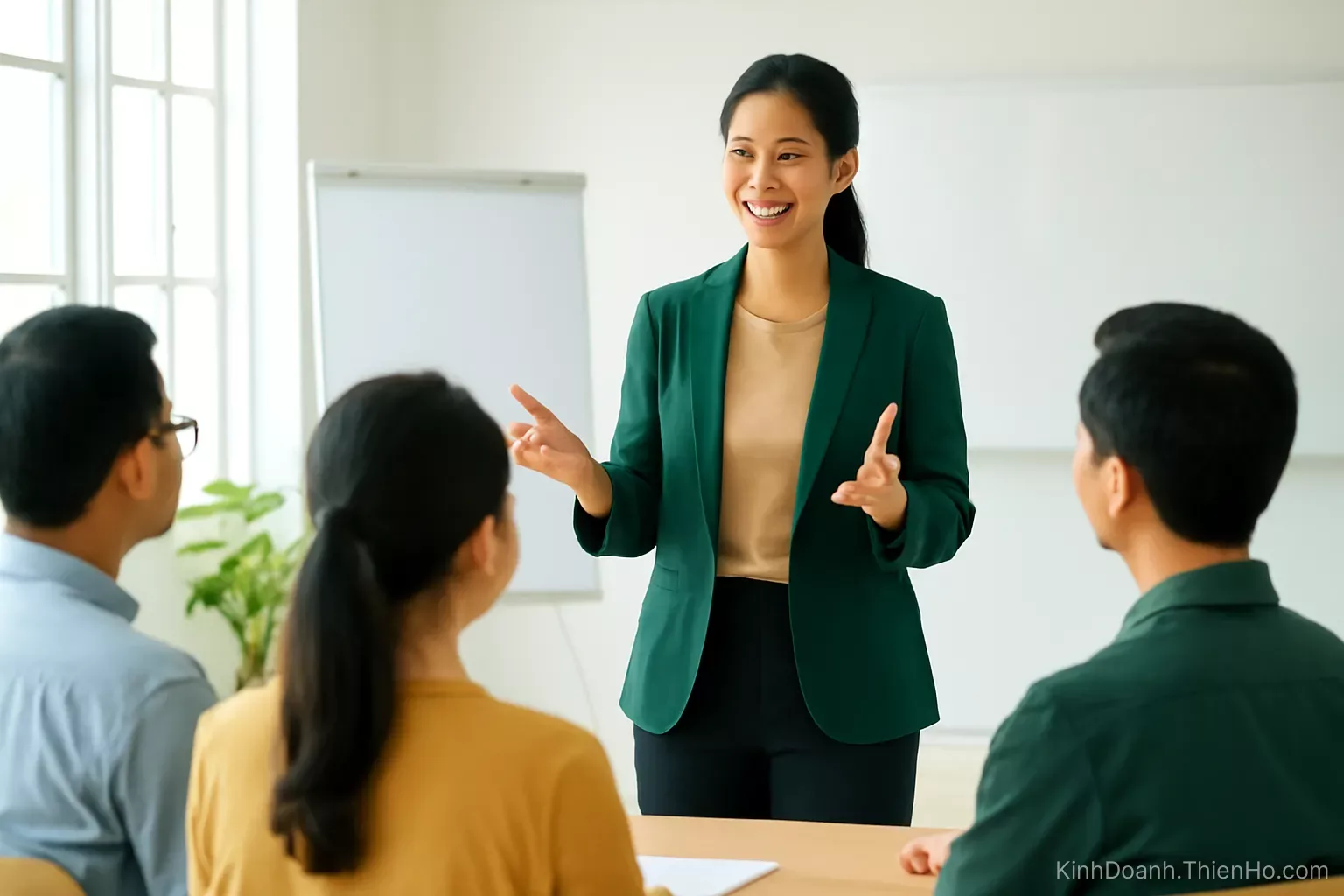 Chủ doanh nghiệp làm thương hiệu cá nhân: lợi thế và cái bẫy