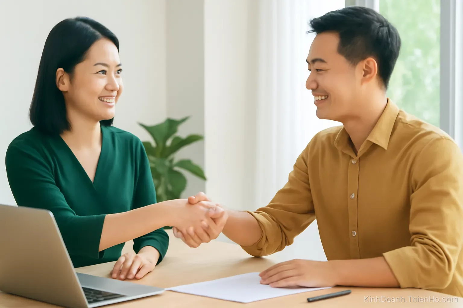 Giao dịch giữa hai người lạ: vì sao Việt Nam vẫn chưa có bên giữ tiền trung gian