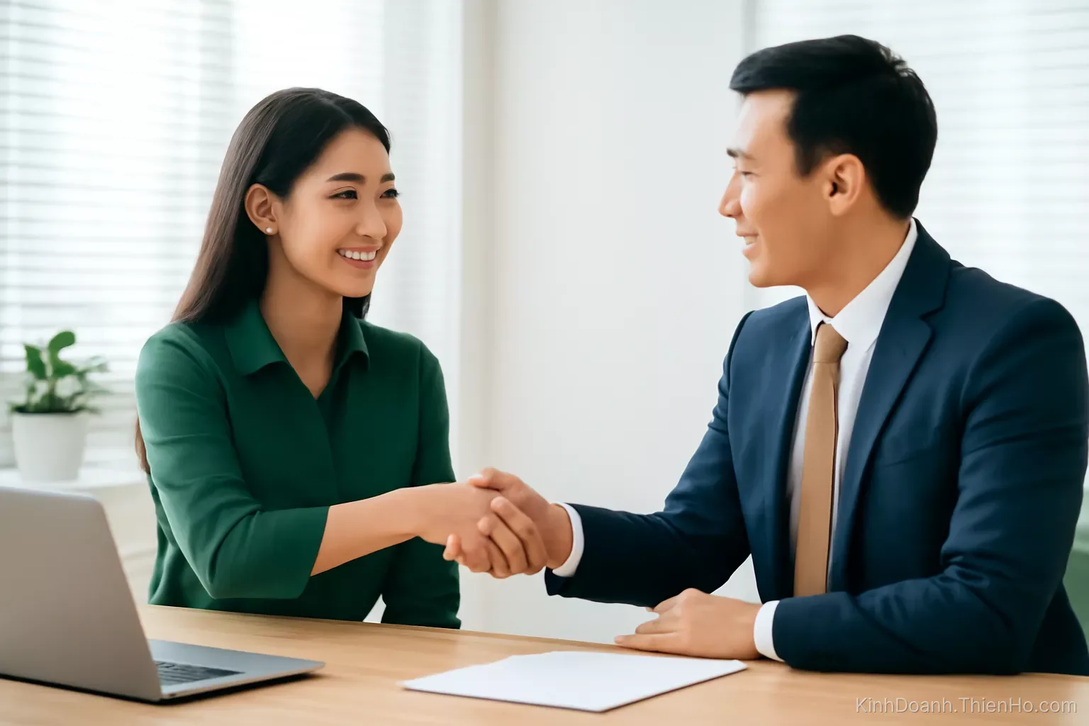 Tin tuyển dụng nhận trăm hồ sơ mà không tuyển được ai: lỗi nằm ở đâu