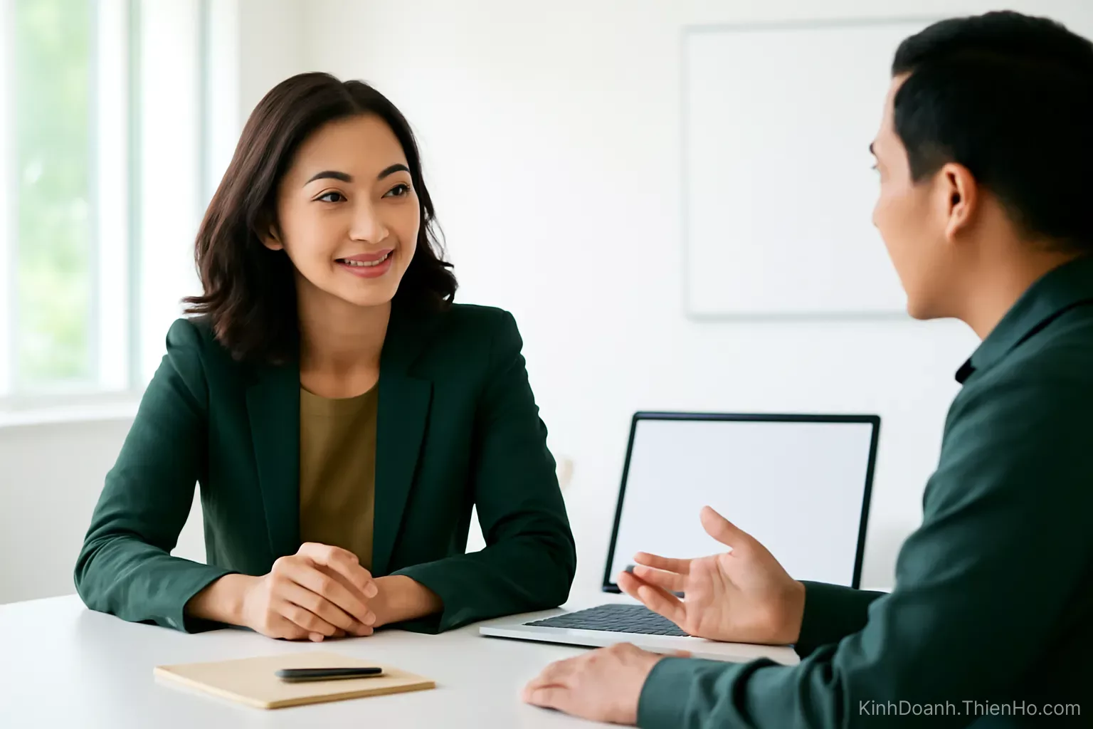 Từ chuyên môn giỏi lên quản lý: bước chuyển mà nhiều người vấp